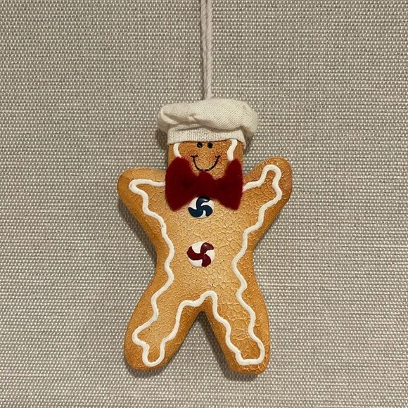 Gingerbread wooden Ornament - Picture 1 of 3